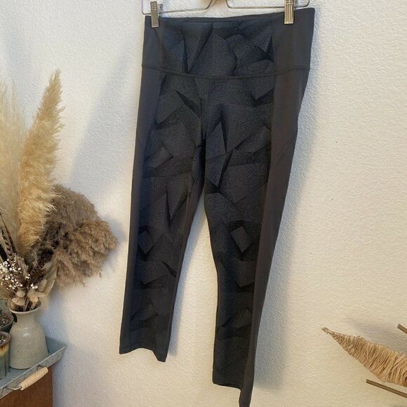 Under Armour Heat Gear Grey Geometric leggings S/M - Picture 5 of 9